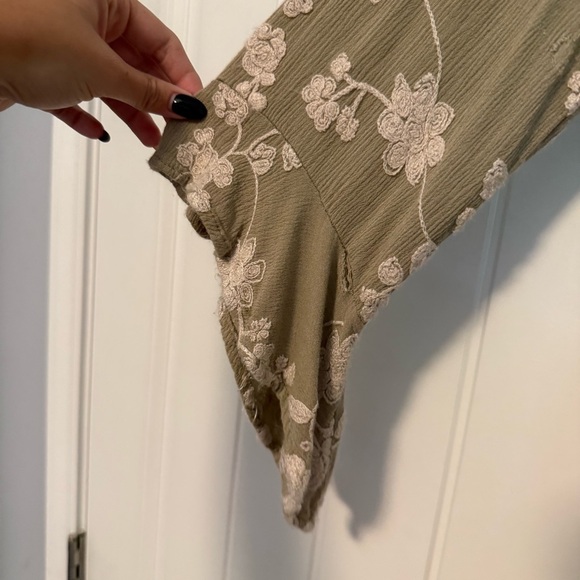 Umgee Green Floral Blouse - Picture 3 of 8